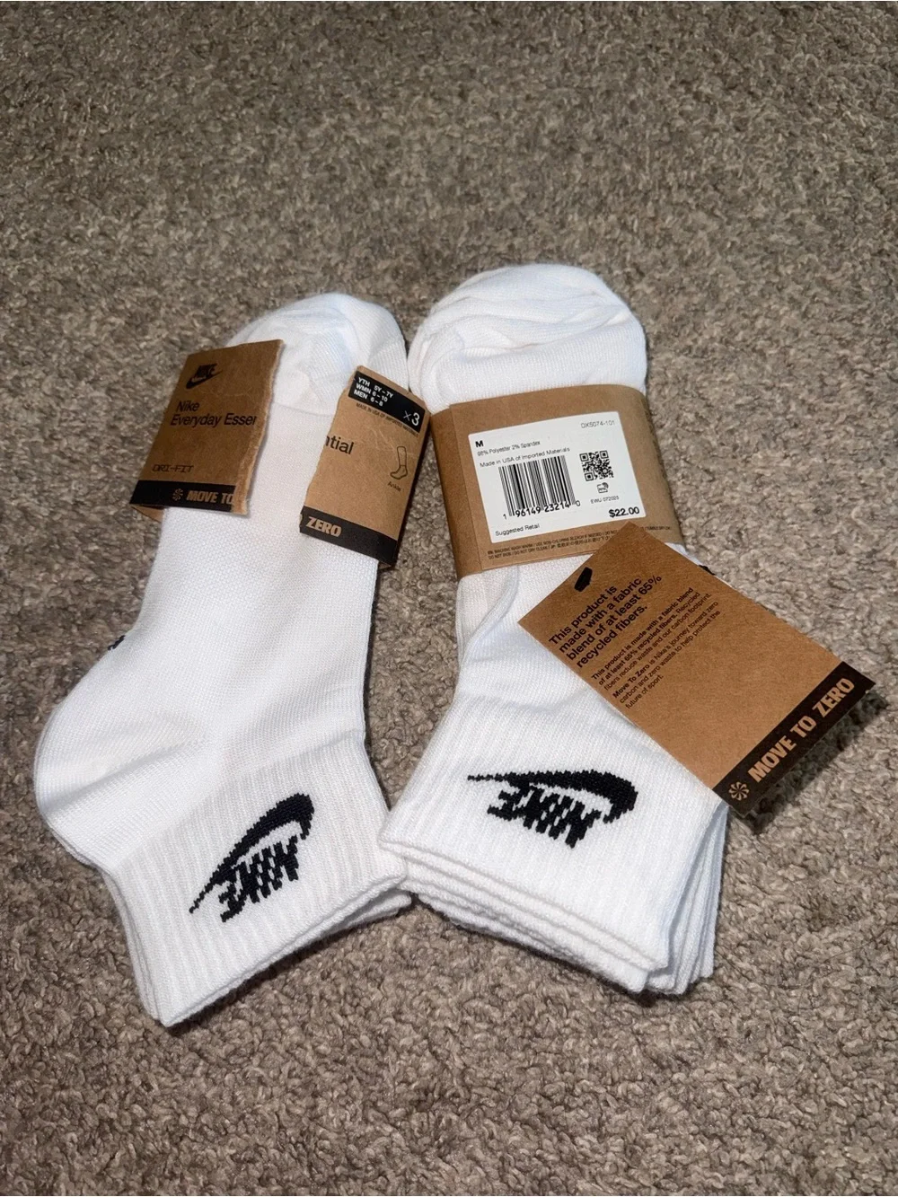 Nike - Dri-FIT Everyday Essentials Socks 5 Pair - Women's 6-10, White (NWT)